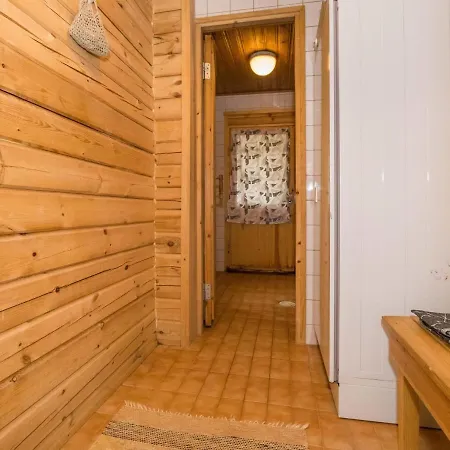 Holiday home Maentykumpu By Interhome